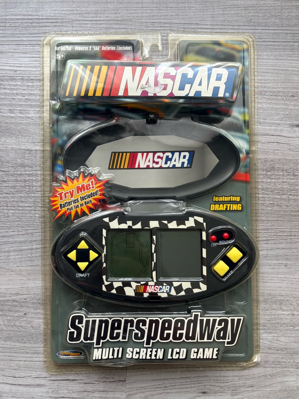 VTG  NASCAR Superspeedway Multi-Screen LCD Handheld Game